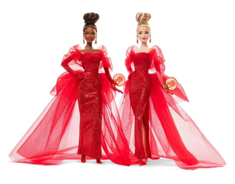 Barbie Signature Mattel 80th Anniversary Blonde Doll Gallery Image 21