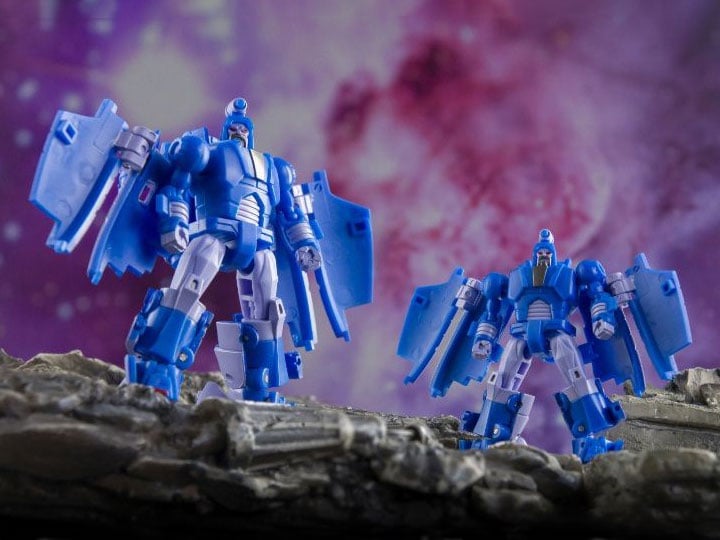 DW-E41M Star Shuttle Figure Set Gallery Image 1