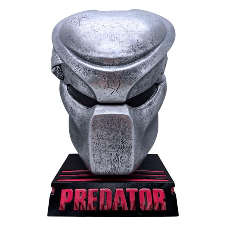 Predator Bio Mask Statue Gallery Image 3