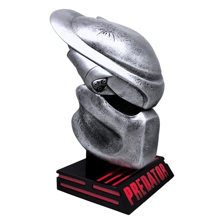 Predator Bio Mask Statue Gallery Image 5