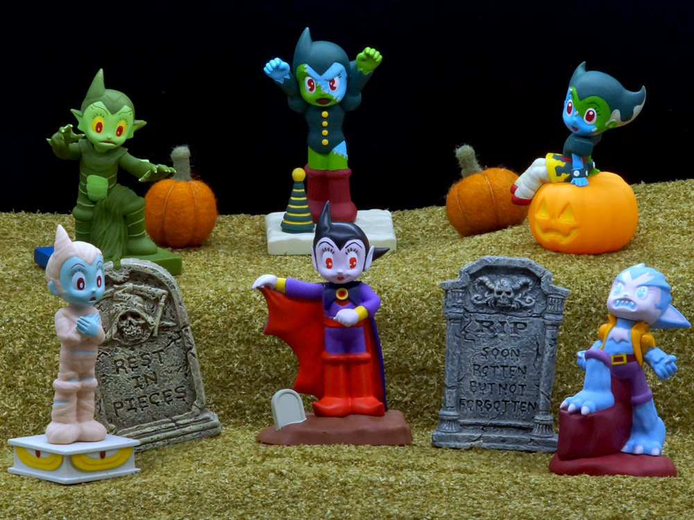 Astro Boy Trick or Treat Random Figure Gallery Image 1