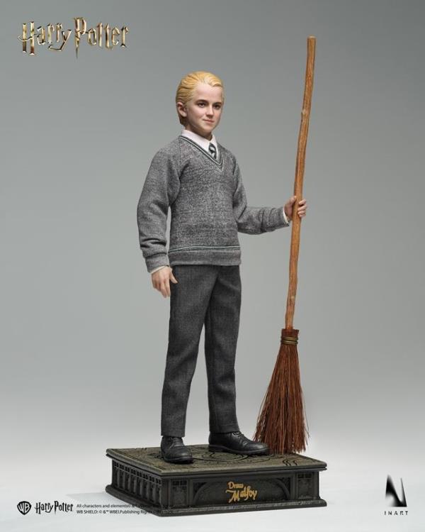 Harry Potter and the Sorcerer's Stone InArt Draco Malfoy (Deluxe Ver.) 1/6 Scale Figure Gallery Image 5