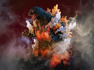 GAME BURNING GODZILLA TEE Mサイズ 360w.jpg