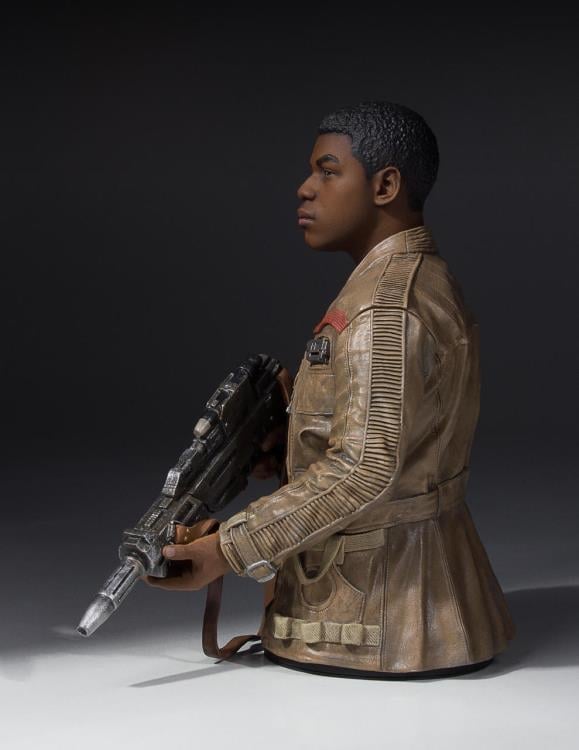 Star Wars: The Force Awakens Finn 1/6 Scale Mini Bust Gallery Image 8