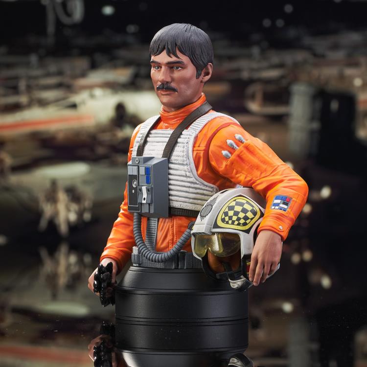 Star Wars: A New Hope Biggs Darklighter (Rebel Pilot) 1/6 Scale Limited Edition Mini Bust Gallery Image 5