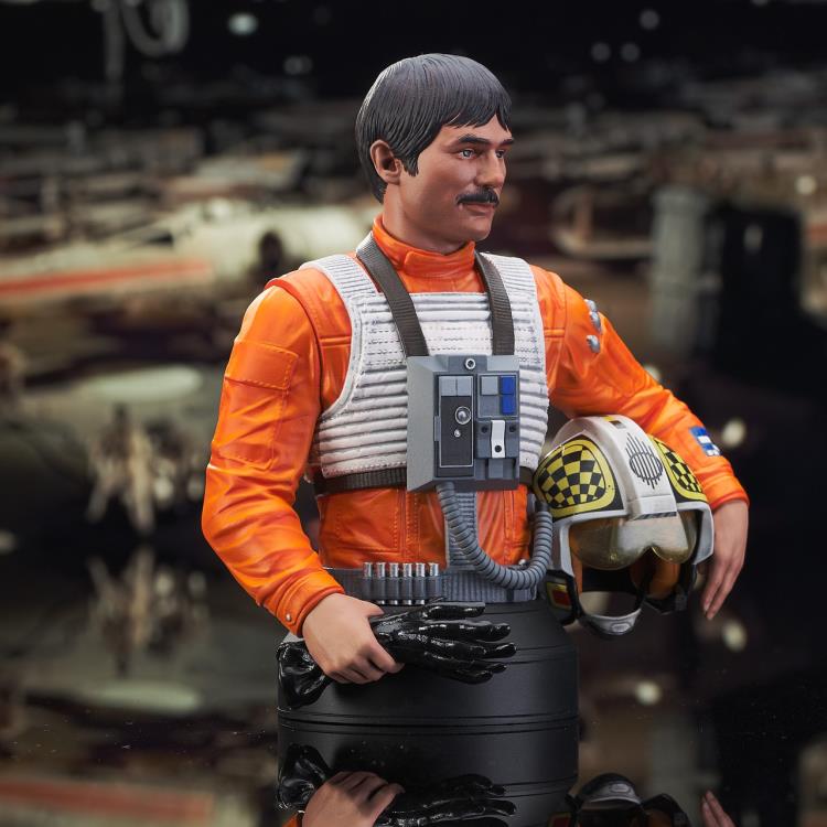 Star Wars: A New Hope Biggs Darklighter (Rebel Pilot) 1/6 Scale Limited Edition Mini Bust Gallery Image 4