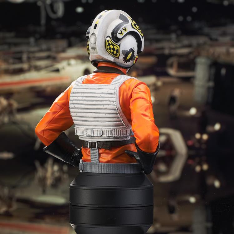 Star Wars: A New Hope Biggs Darklighter (Rebel Pilot) 1/6 Scale Limited Edition Mini Bust Gallery Image 10