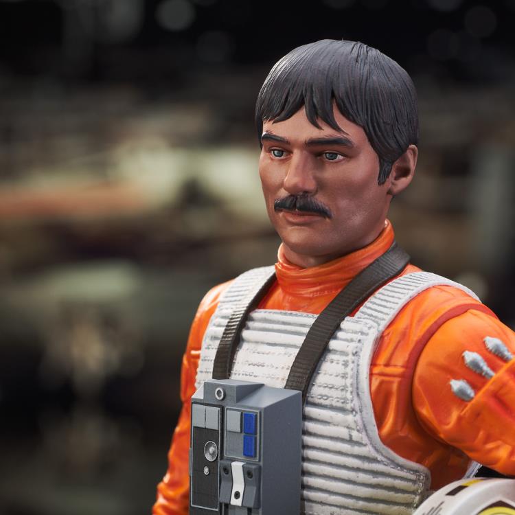 Star Wars: A New Hope Biggs Darklighter (Rebel Pilot) 1/6 Scale Limited Edition Mini Bust Gallery Image 7