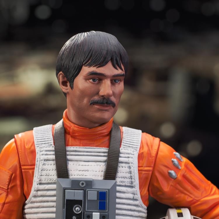 Star Wars: A New Hope Biggs Darklighter (Rebel Pilot) 1/6 Scale Limited Edition Mini Bust Gallery Image 6