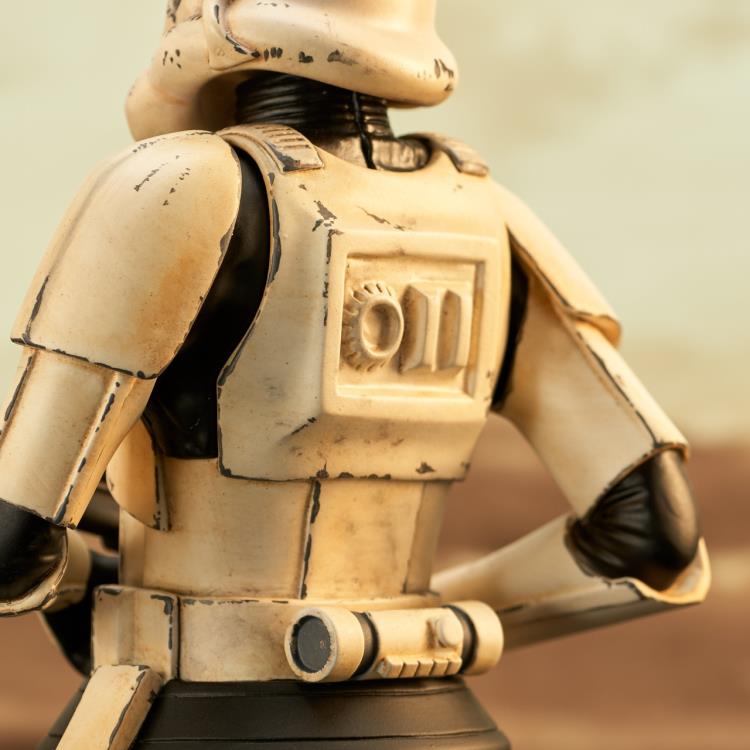 Star Wars: The Mandalorian Remnant Trooper 1/6 Scale SDCC 2022 Exclusive Limited Edition Mini Bust Gallery Image 12