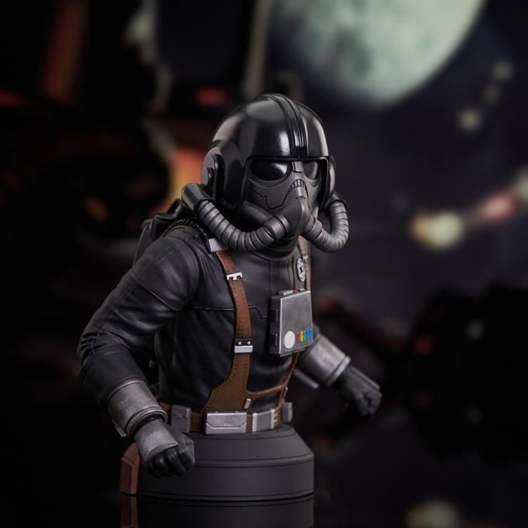 Star Wars TIE Pilot (Concept) 1/6 Scale NYCC 2023 Exclusive Limited Edition Mini Bust Gallery Image 4