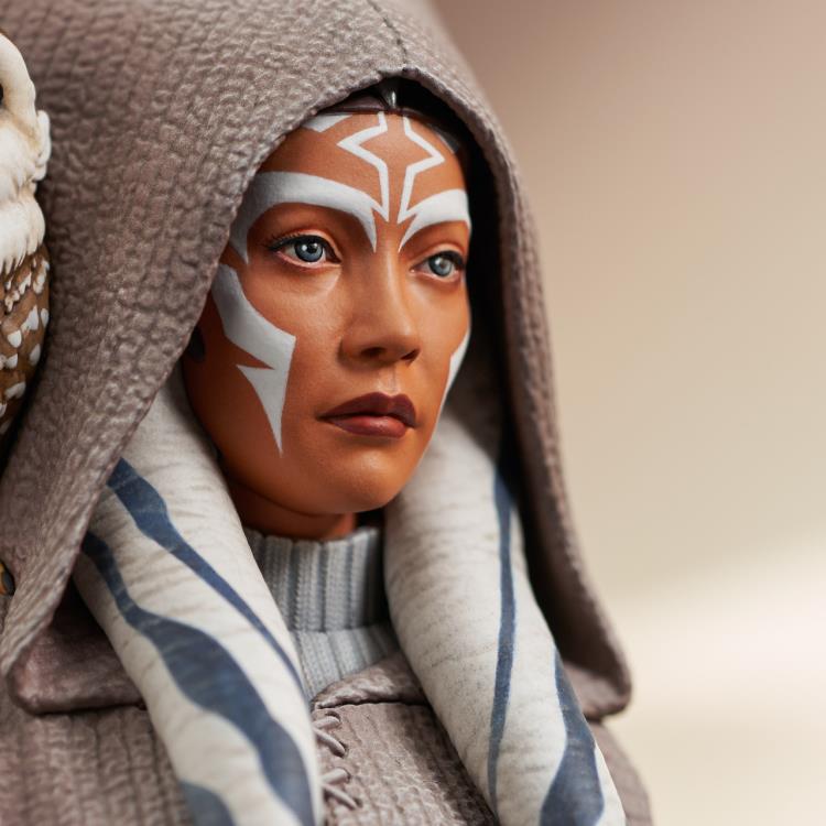Star Wars Rebels Ahsoka Tano Deluxe 1/6 Scale Exclusive Limited Edition Mini Bust Gallery Image 11