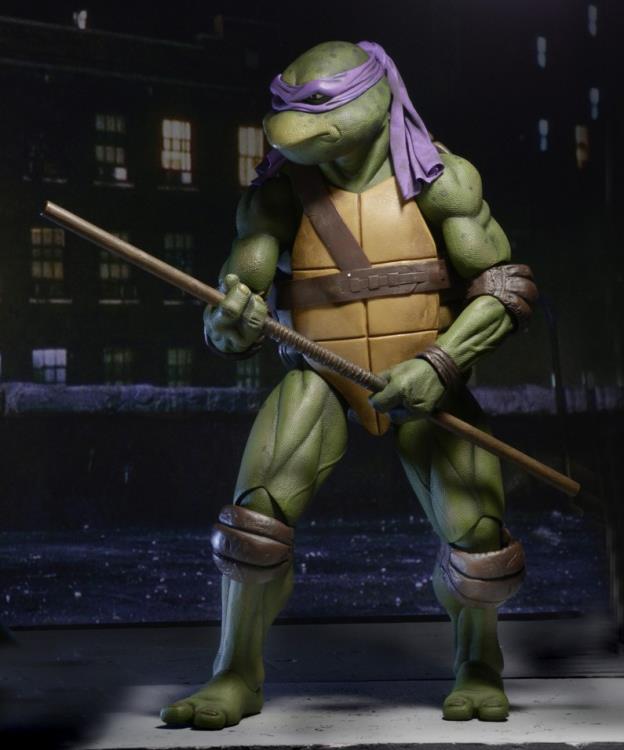 Teenage Mutant Ninja Turtles (1990 Movie) Donatello 1/4 Scale Figure Gallery Image 4