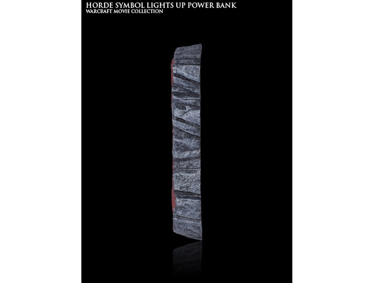 Warcraft Movie Collection Light Up Power Bank - Horde Symbol Gallery Image 3