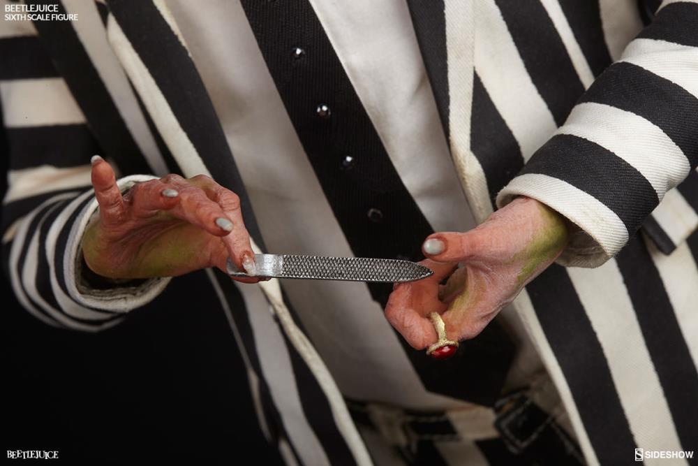 Beetlejuice 1/6 Scale Figure Gallery Image 10