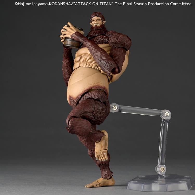 Attack on Titan Amazing Yamaguchi Revoltech NR097 Beast Titan Action Figure Gallery Image 7