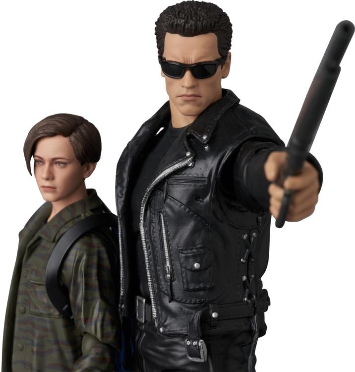 MAFEX T-800フィギュア ターミネーター2 メディコムトイ　シュワルズ Amazon.com: Medicom Terminator: T-800 MAFEX Action Figure