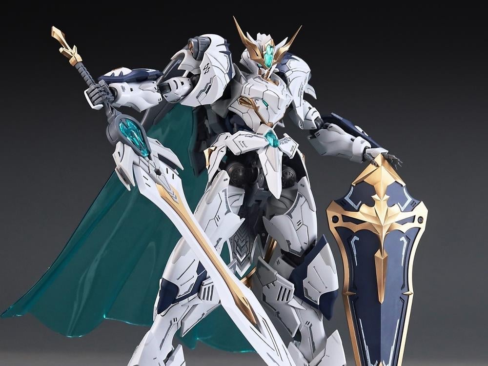 The Round Table Knights Giant Sword Tristan 1/144 Scale Model Kit Gallery Image 1