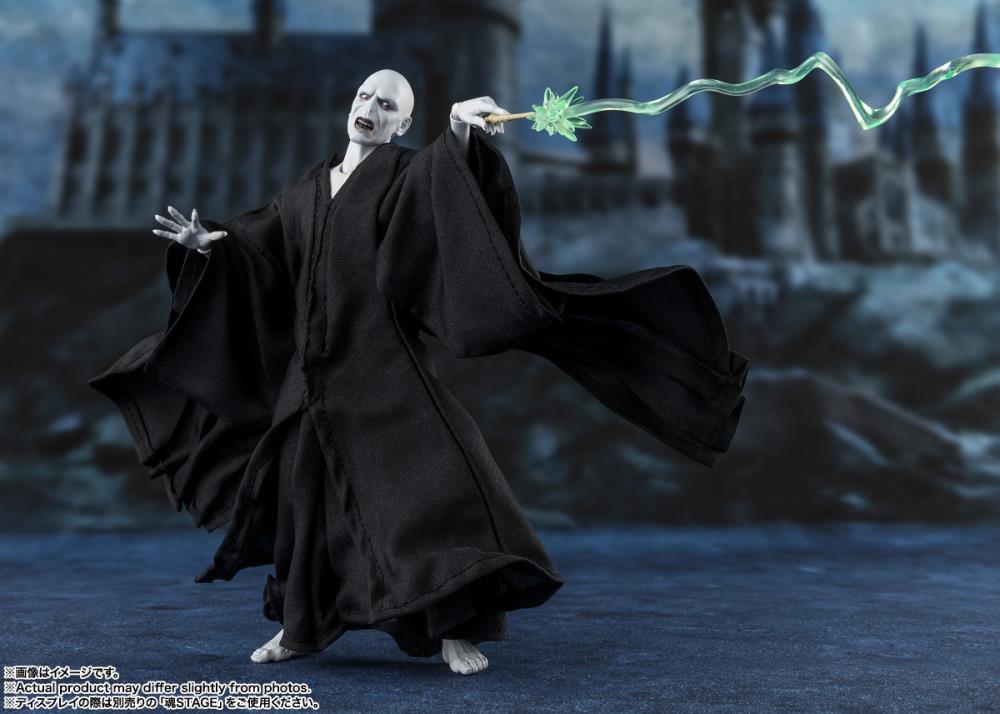 Harry Potter and the Goblet of Fire S.H.Figuarts Lord Voldemort Action Figure Gallery Image 8