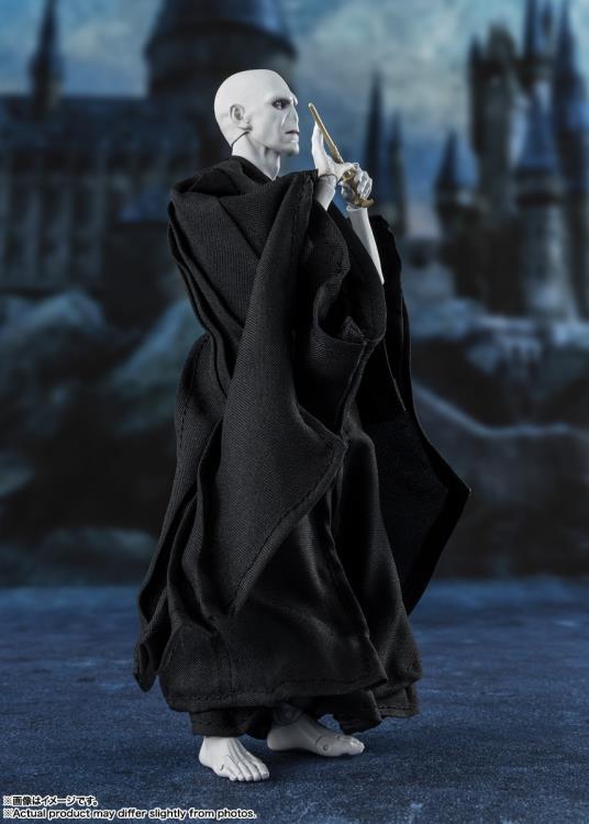 Harry Potter and the Goblet of Fire S.H.Figuarts Lord Voldemort Action Figure Gallery Image 6