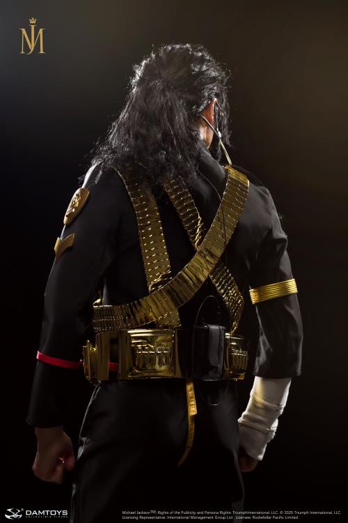 Michael Jackson Eternal Icons Collection Dangerous Tour (Black Outfit Standard Ver.) 1/2 Scale Statue Gallery Image 9