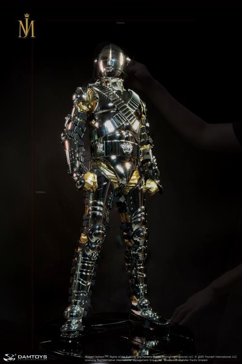 Michael Jackson Eternal Icons Collection HIStory Tour (Golden Armor Deluxe Ver.) 1/2 Scale Statue Gallery Image 7