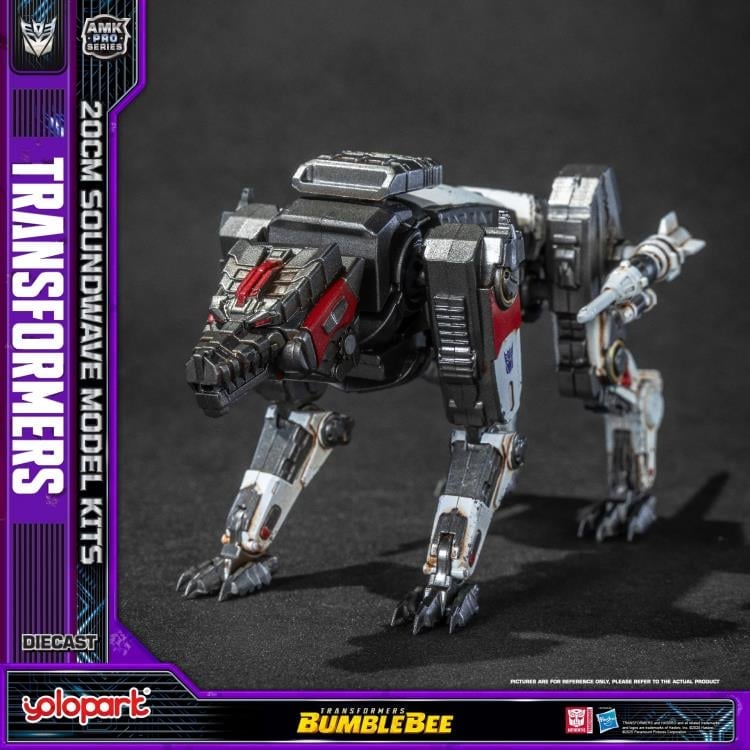 Transformers: Bumblebee AMK Pro Soundwave Model Kit Gallery Image 18