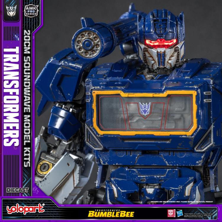 Transformers: Bumblebee AMK Pro Soundwave Model Kit Gallery Image 16