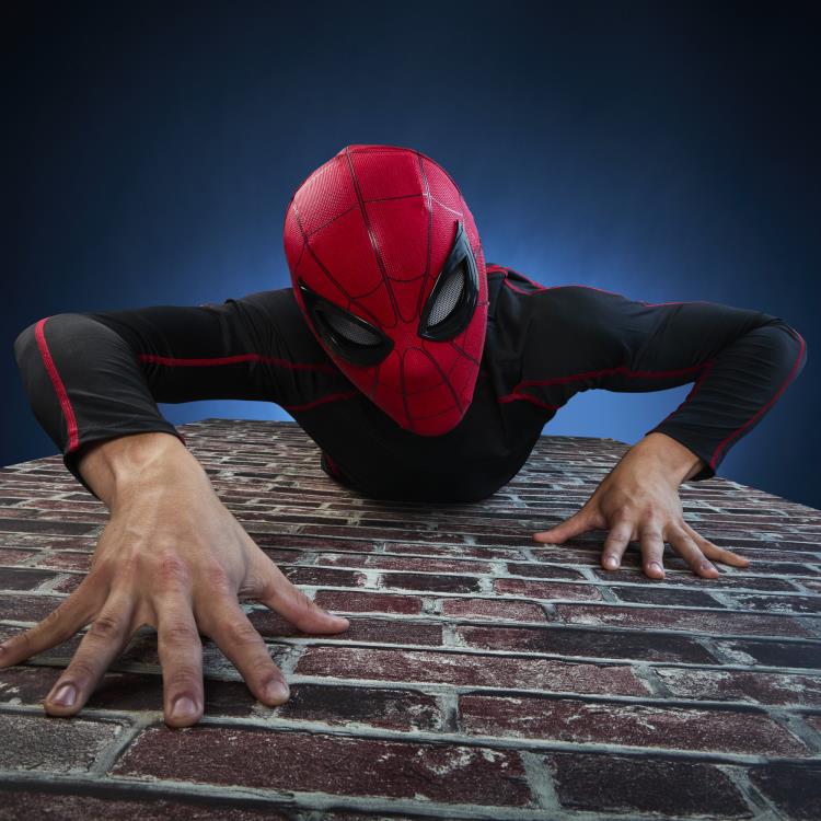 Spider-Man: Homecoming Marvel Legends Spider-Man 1:1 Scale