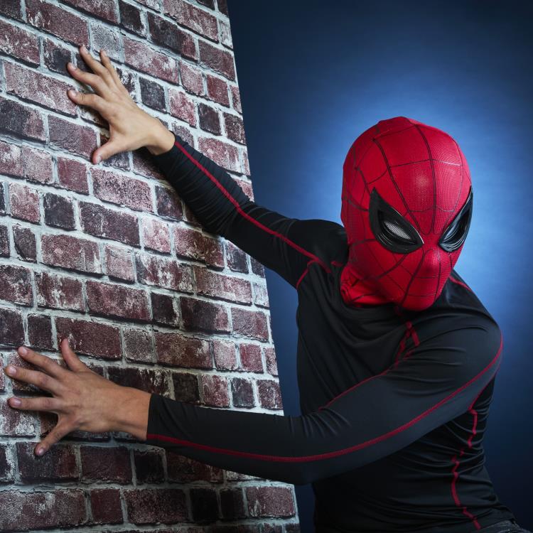 Spider-Man: Homecoming Marvel Legends Spider-Man 1:1 Scale