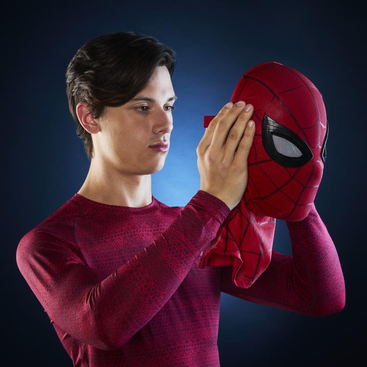 Spider-Man: Homecoming Marvel Legends Spider-Man 1:1 Scale