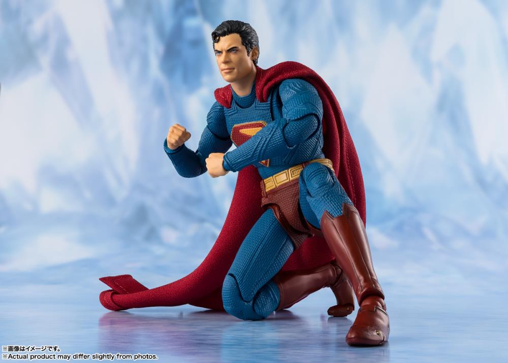 Superman (2025) S.H.Figuarts Superman Action Figure Gallery Image 5