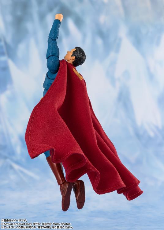 Superman (2025) S.H.Figuarts Superman Action Figure Gallery Image 9