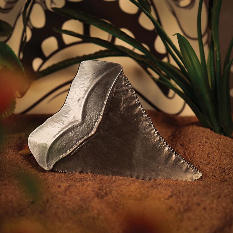 Jaws 50th Anniversary Shark Tooth Limited Edition Medallion Gallery Image 5