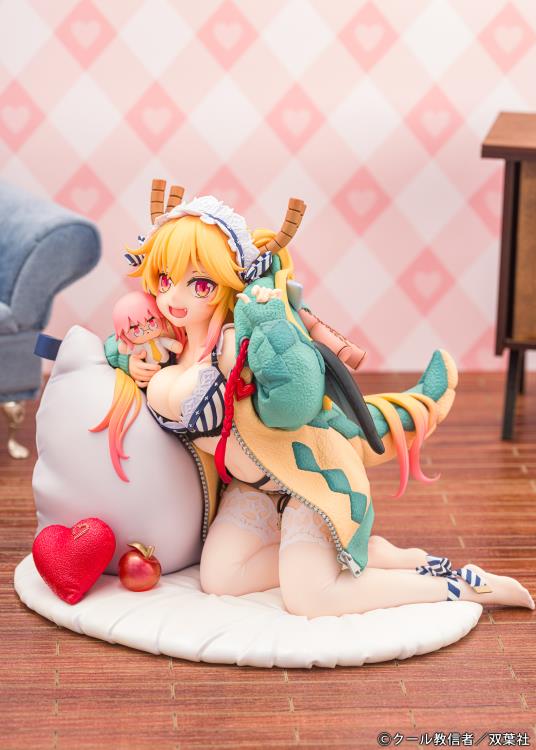 Miss Kobayashi's Dragon Maid Tohru (Dragon Hoodie Ver.) 1/7 Scale Figure Gallery Image 9