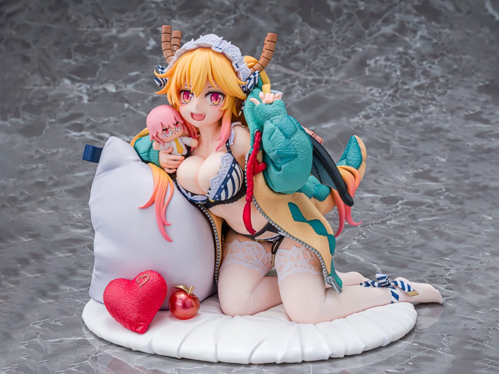 Miss Kobayashi's Dragon Maid Tohru (Dragon Hoodie Ver.) 1/7 Scale Figure Gallery Image 1