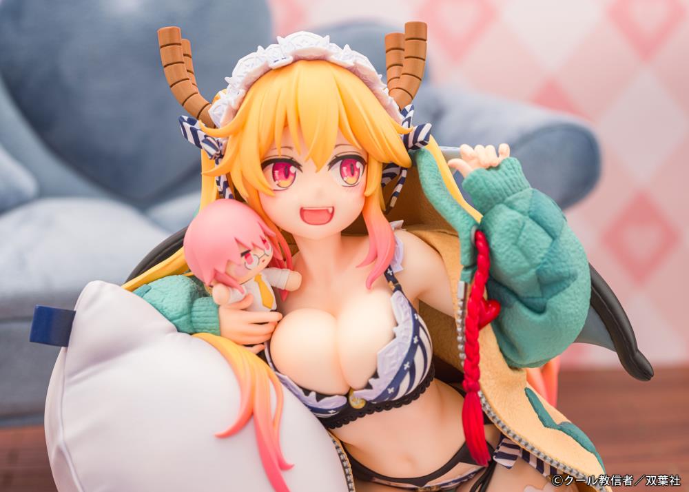 Miss Kobayashi's Dragon Maid Tohru (Dragon Hoodie Ver.) 1/7 Scale Figure Gallery Image 11