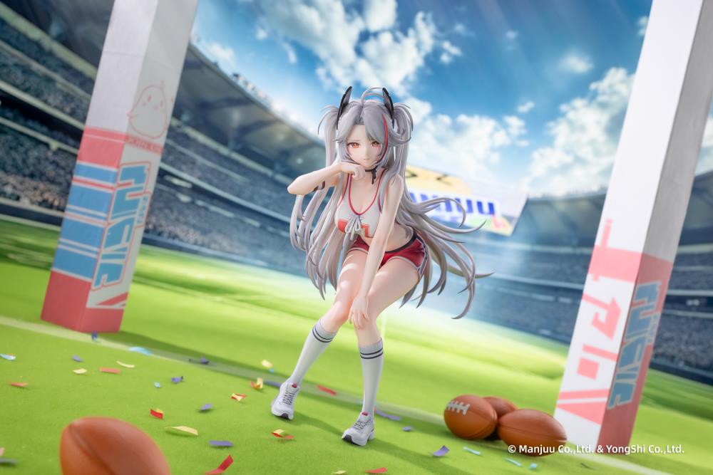 Azur Lane Prinz Eugen (Brilliant Touchdown Ver.) 1/6 Scale Figure Gallery Image 3
