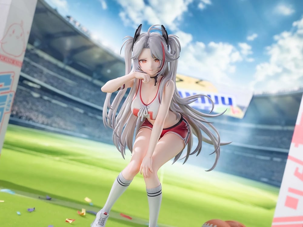 Azur Lane Prinz Eugen (Brilliant Touchdown Ver.) 1/6 Scale Figure Gallery Image 1