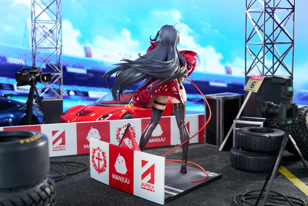 Azur Lane Taihou (Enraptured Companion Ver.) 1/7 Scale Figure (With Bonus) Gallery Image 4