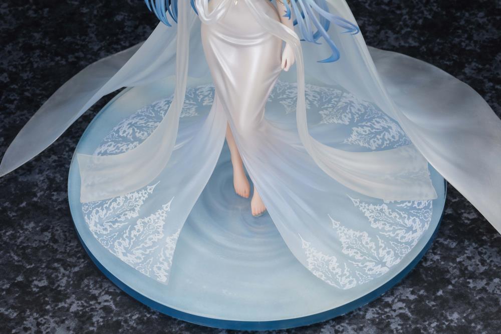 Azur Lane Helena (Miracle in White Ver.) 1/7 Scale Figure Gallery Image 13