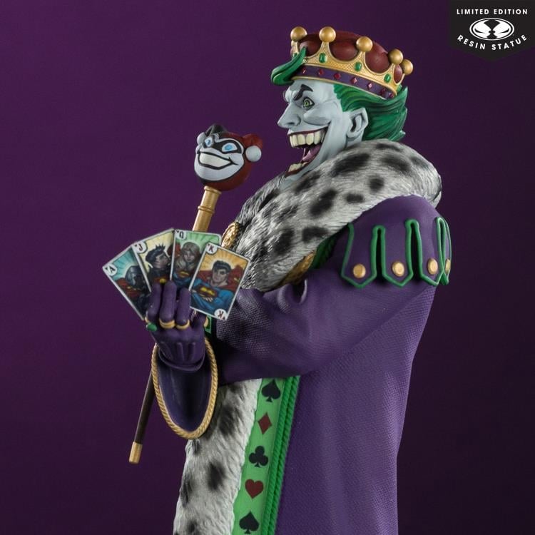 DC Comics Purple Craze The Joker 1/10 Scale Limited Edition Statue (Ed McGuinness) Gallery Image 7