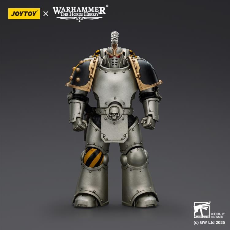 Warhammer: The Horus Heresy Iron Warriors Command Squad Chosen with Legion Standard 1/18 Scale Action Figure Gallery Image 4