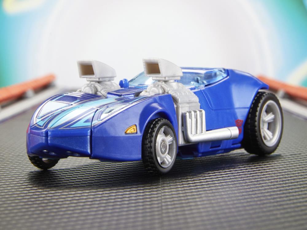 Transformers Collaborative Hot Wheels x Transformers Deluxe Class Twin Mill Gallery Image 9
