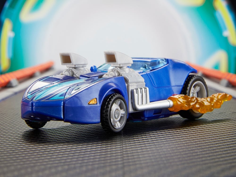 Transformers Collaborative Hot Wheels x Transformers Deluxe Class