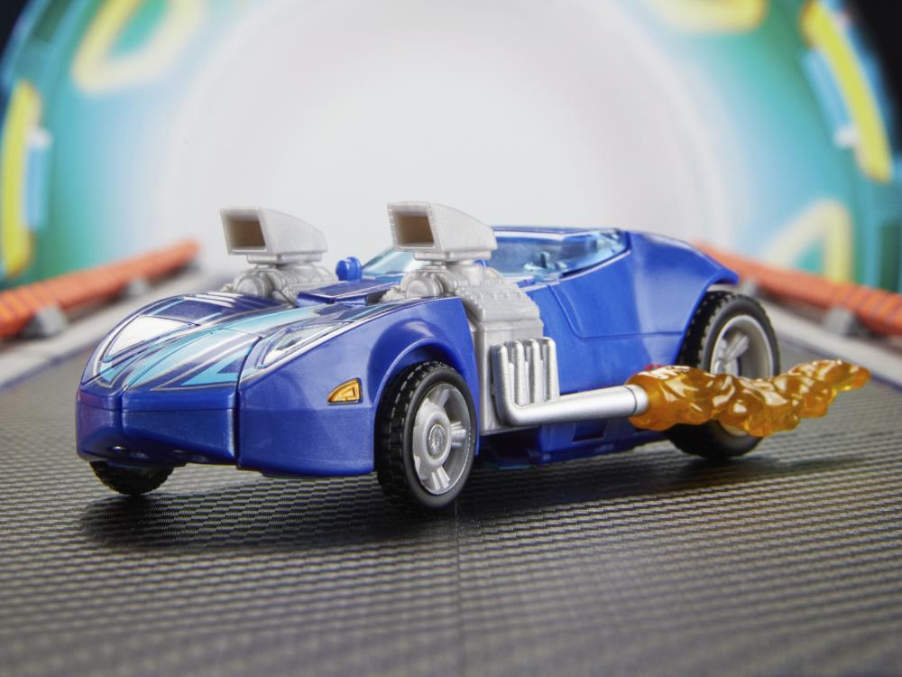 Transformers Collaborative Hot Wheels x Transformers Deluxe Class Twin Mill Gallery Image 7