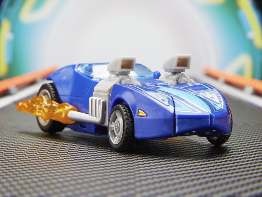 Transformers Collaborative Hot Wheels x Transformers Deluxe Class Twin Mill Gallery Image 8