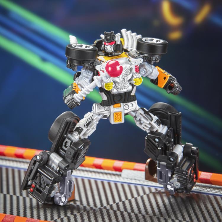 Transformers Collaborative Hot Wheels x Transformers Deluxe Class Bone Shaker Gallery Image 6