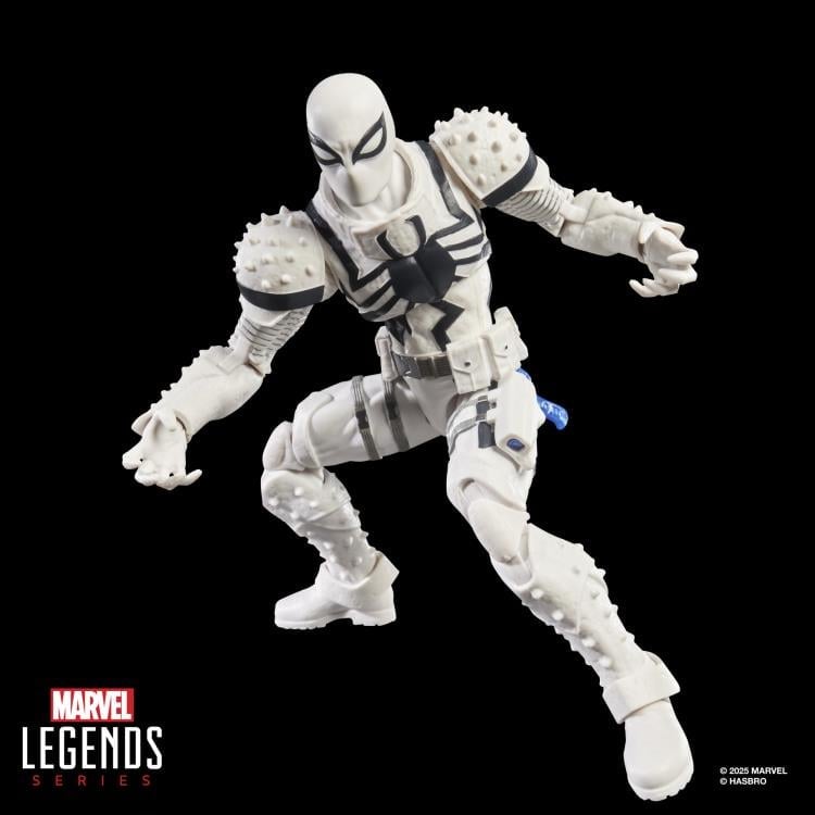 Marvel Legends Agent Anti-Venom Action Figure with Exclusive Magic: The Gathering Card Gallery Image 4