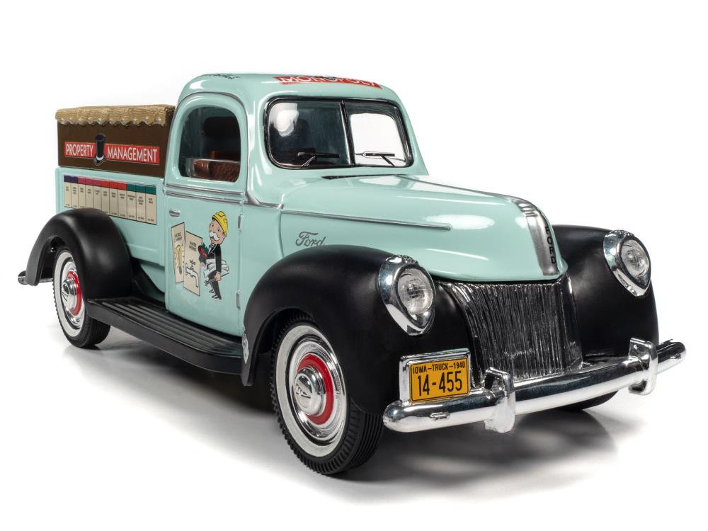 Monopoly 1940 Ford Property Management Truck 1/18 Scale Model Gallery Image 9